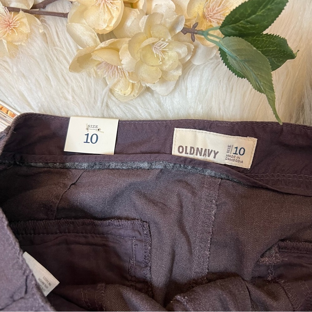 NWT Old Navy Brown Women’s Cargo Capri Pants Y2K Low Rise Size 10 - Picture 5 of 12